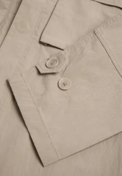 SOBRECAMISA TÉCNICA BOLSILLOS
