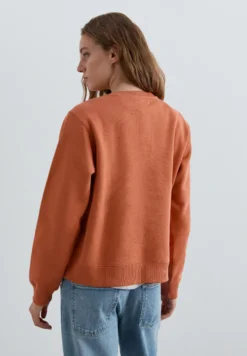 SUDADERA BORDADA REGULAR FIT
