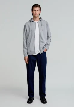 SUDADERA CAPUCHA BORDADA CONTRASTE