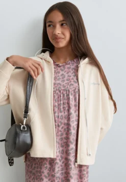 SUDADERA CON CREMALLERA Y CAPUCHA