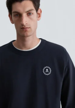 SUDADERA LOGO TRASERO BORDADO