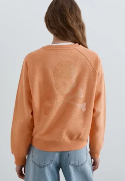 SUDADERA PRINT TRASERO GLITTER