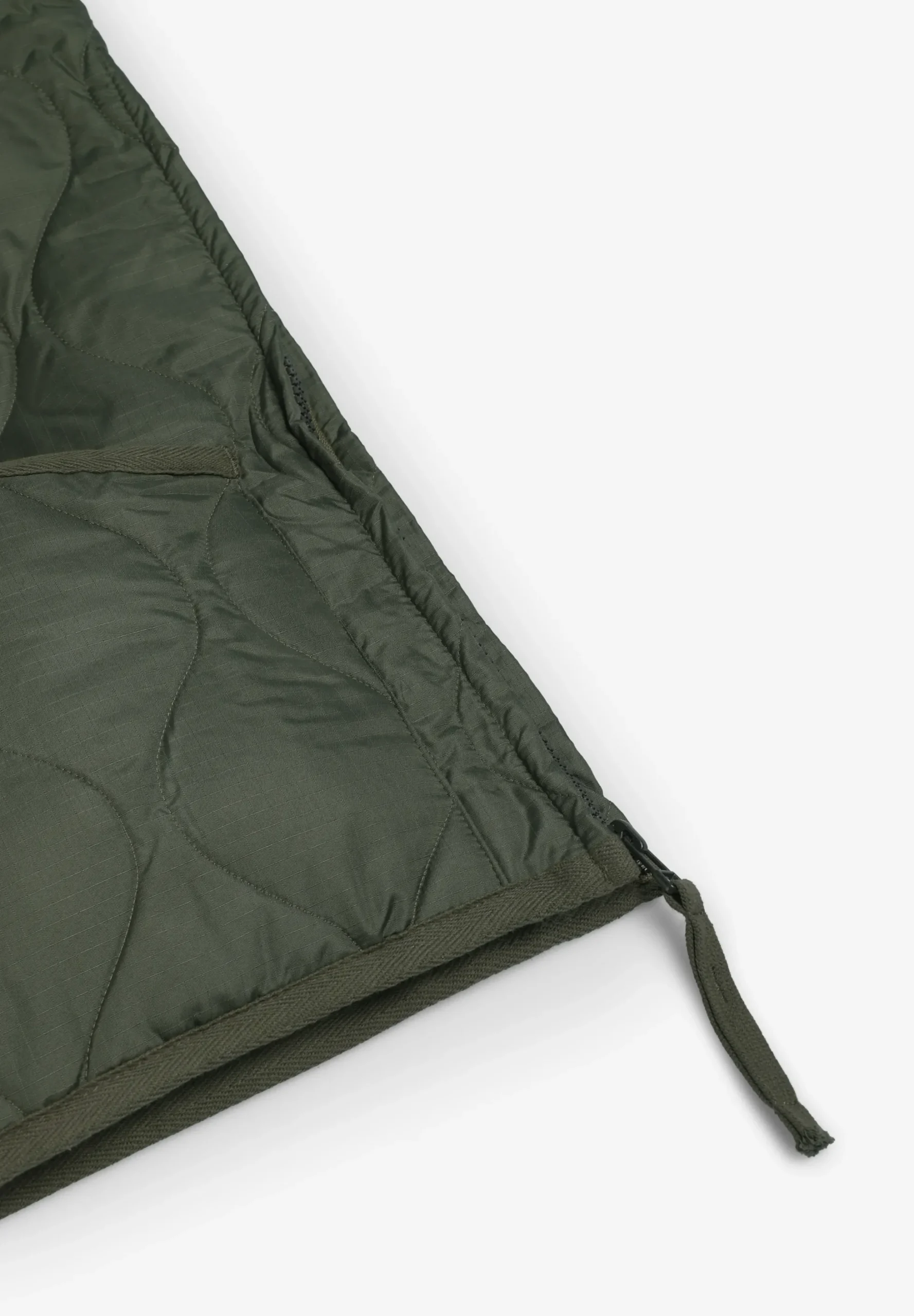 TAION | CHALECO MILITAR CUELLO V Y CREMALLERA UNISEX