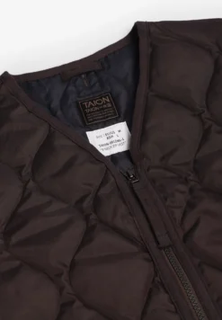 TAION | CHALECO MILITAR CUELLO V Y CREMALLERA UNISEX