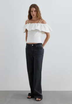 TOP ESCOTE BARDOT