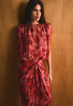 TOP FRUNCIDO ESTAMPADO FLORAL