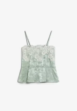 TOP JACQUARD CON ENCAJE