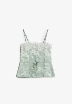 TOP JACQUARD CON ENCAJE