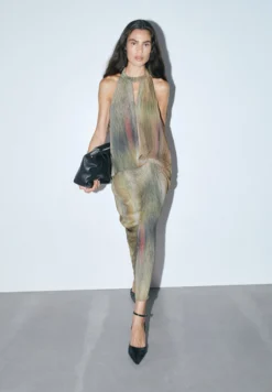 TOP PLISADO MULTICOLOR