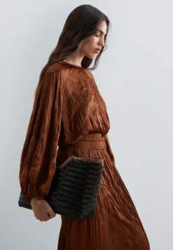 TOP SATINADO TEXTURA