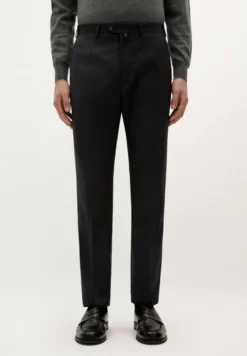 TRAJE CLÁSICO LANA GRIS