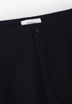 UNFEIGNED | PANTALÓN CITY SEERSUCKER