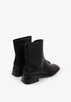 VAGABOND | BOTAS BLANCA