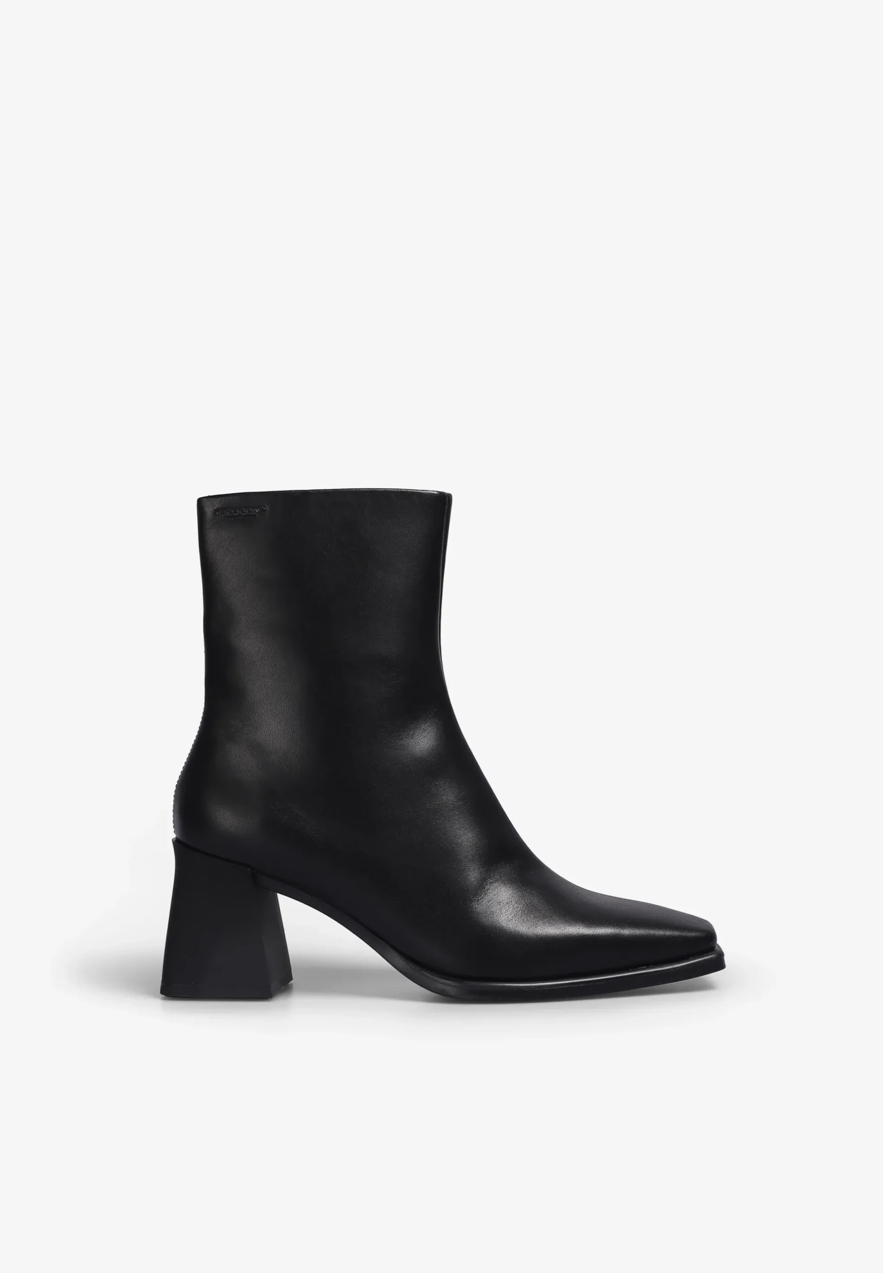 VAGABOND | BOTAS HEDDA