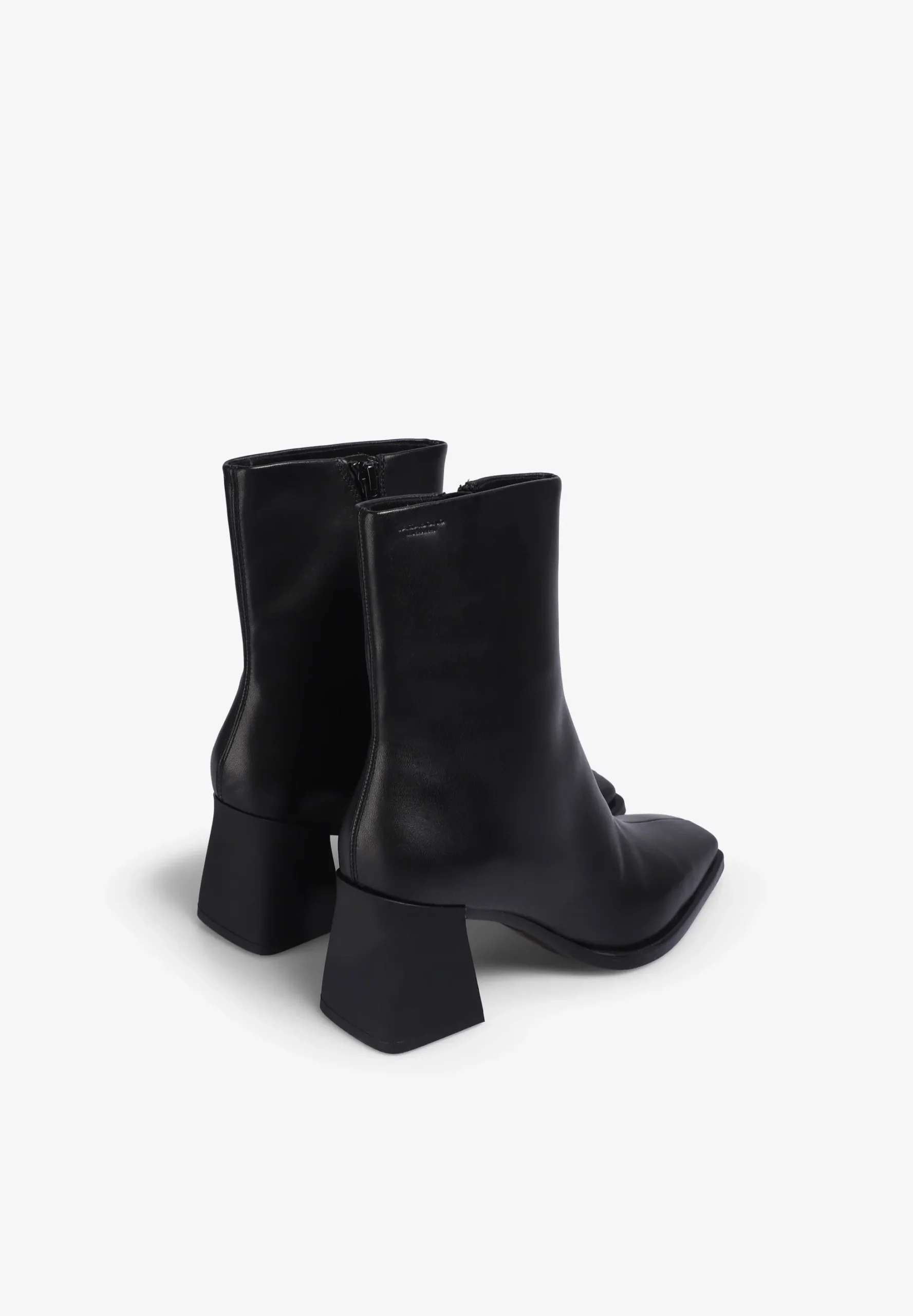 VAGABOND | BOTAS HEDDA