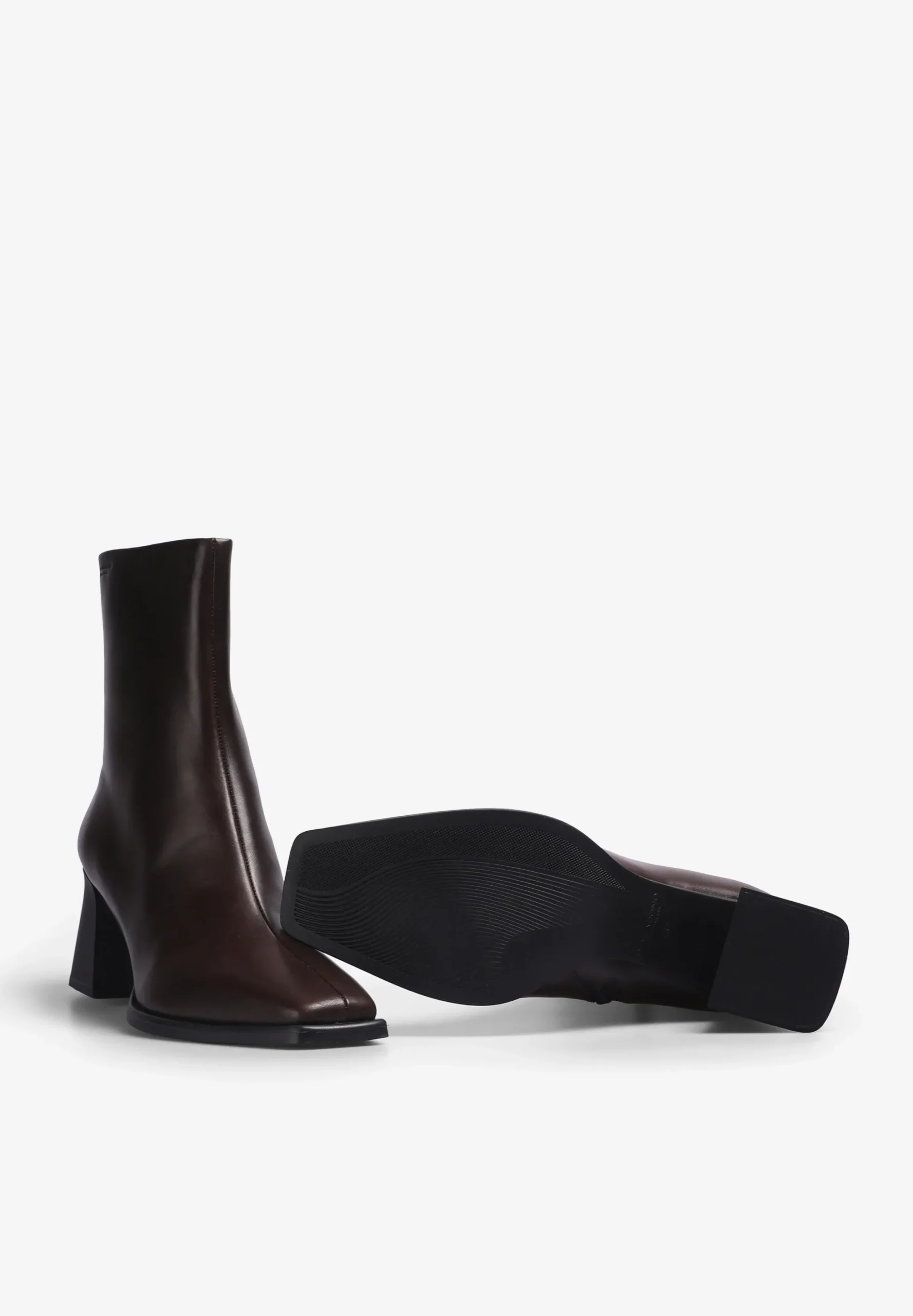 VAGABOND | BOTAS HEDDA