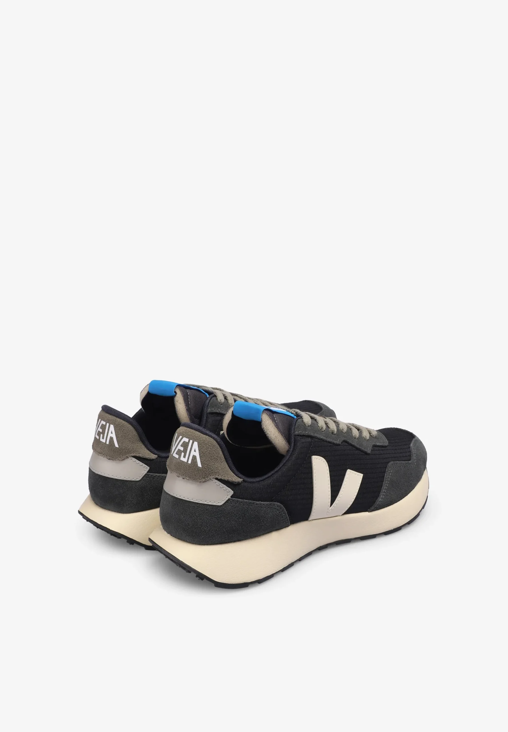 VEJA | SNEAKERS PAULISTANA HOMBRE