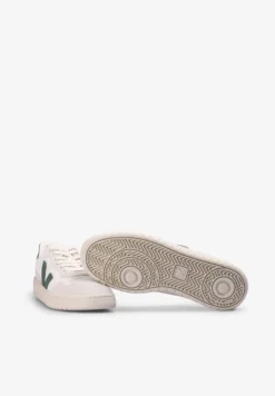 VEJA | SNEAKERS V-90 HOMBRE