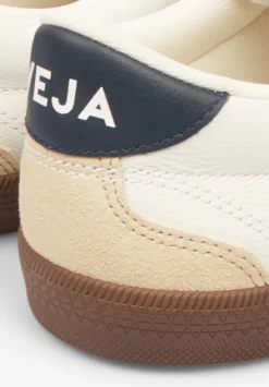 VEJA | SNEAKERS VOLLEY HOMBRE