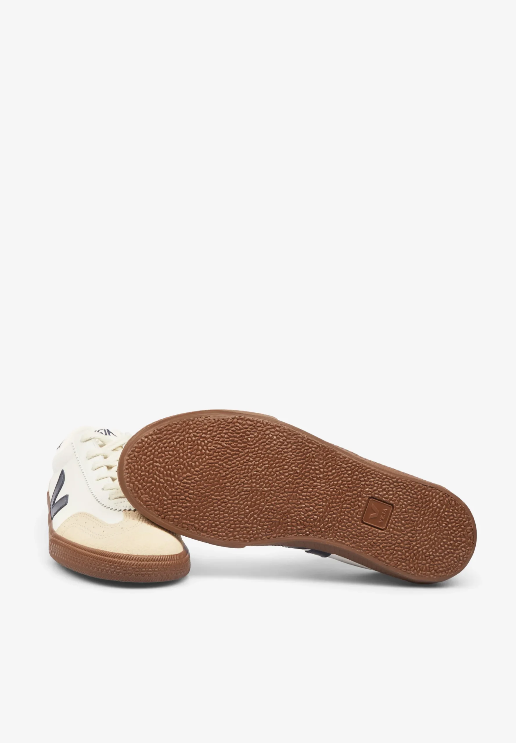 VEJA | SNEAKERS VOLLEY HOMBRE