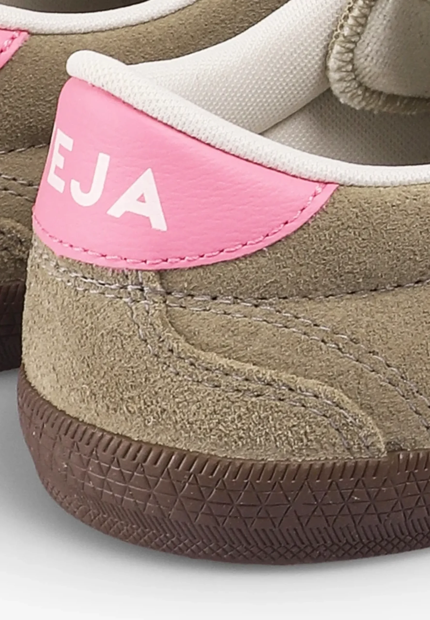 VEJA | SNEAKERS VOLLEY MUJER
