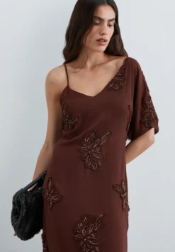 VESTIDO ASIMÉTRICO BORDADO ABALORIOS