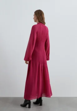 VESTIDO CUERPO PLISADO