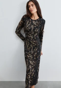 VESTIDO JACQUARD HOMBRERAS