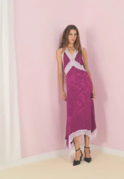 VESTIDO LENCERO JACQUARD