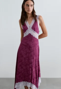 VESTIDO LENCERO JACQUARD