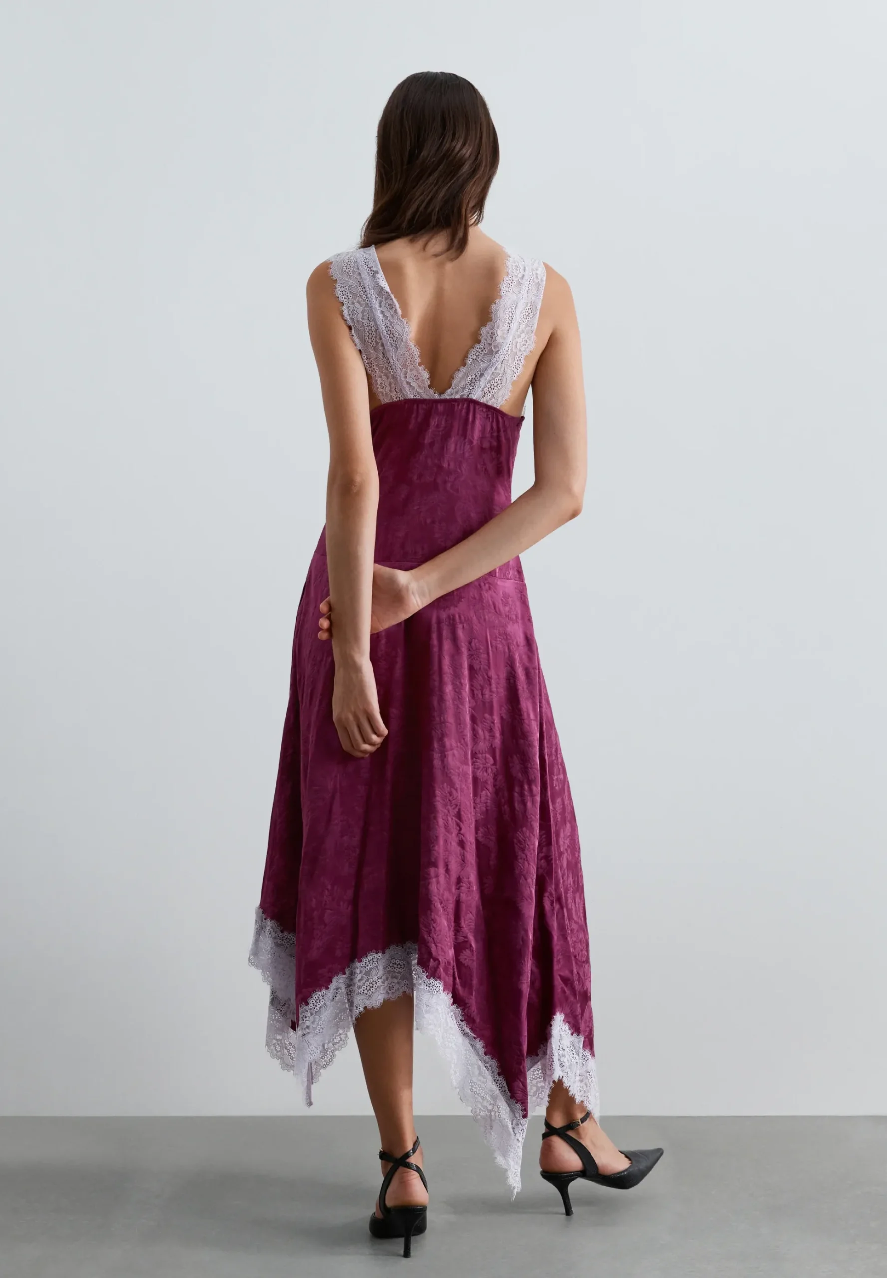 VESTIDO LENCERO JACQUARD