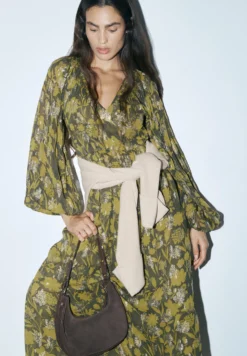 VESTIDO LÚREX ESTAMPADO FLORAL