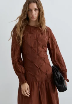 VESTIDO MANGA LARGA FRUNCES