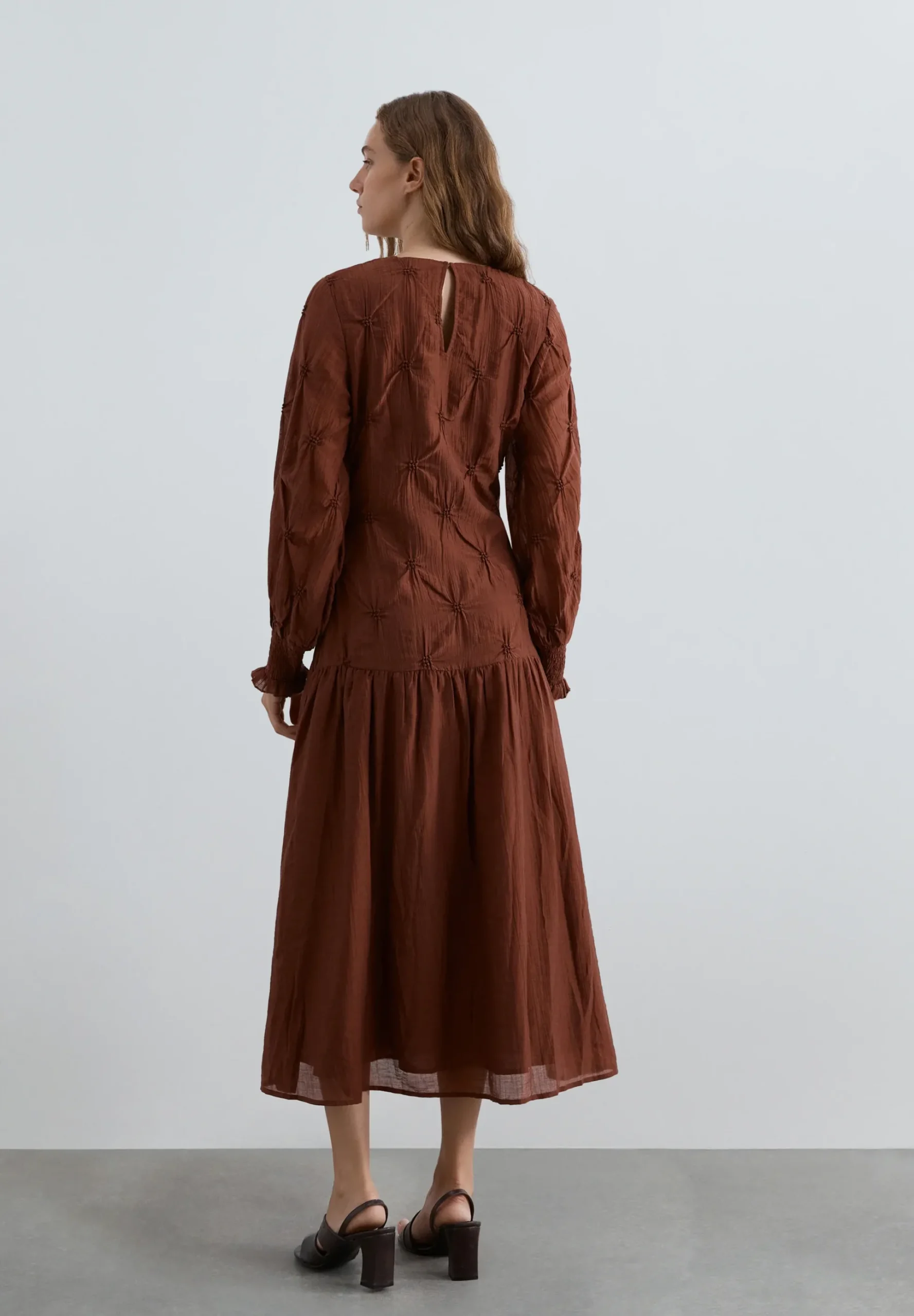 VESTIDO MANGA LARGA FRUNCES