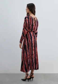 VESTIDO MIDI ESTAMPADO TIE-DYE