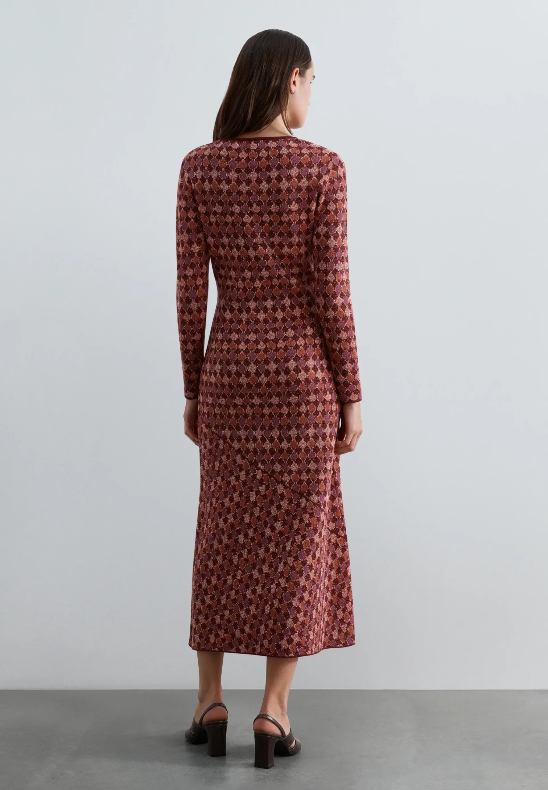 VESTIDO MIDI PUNTO