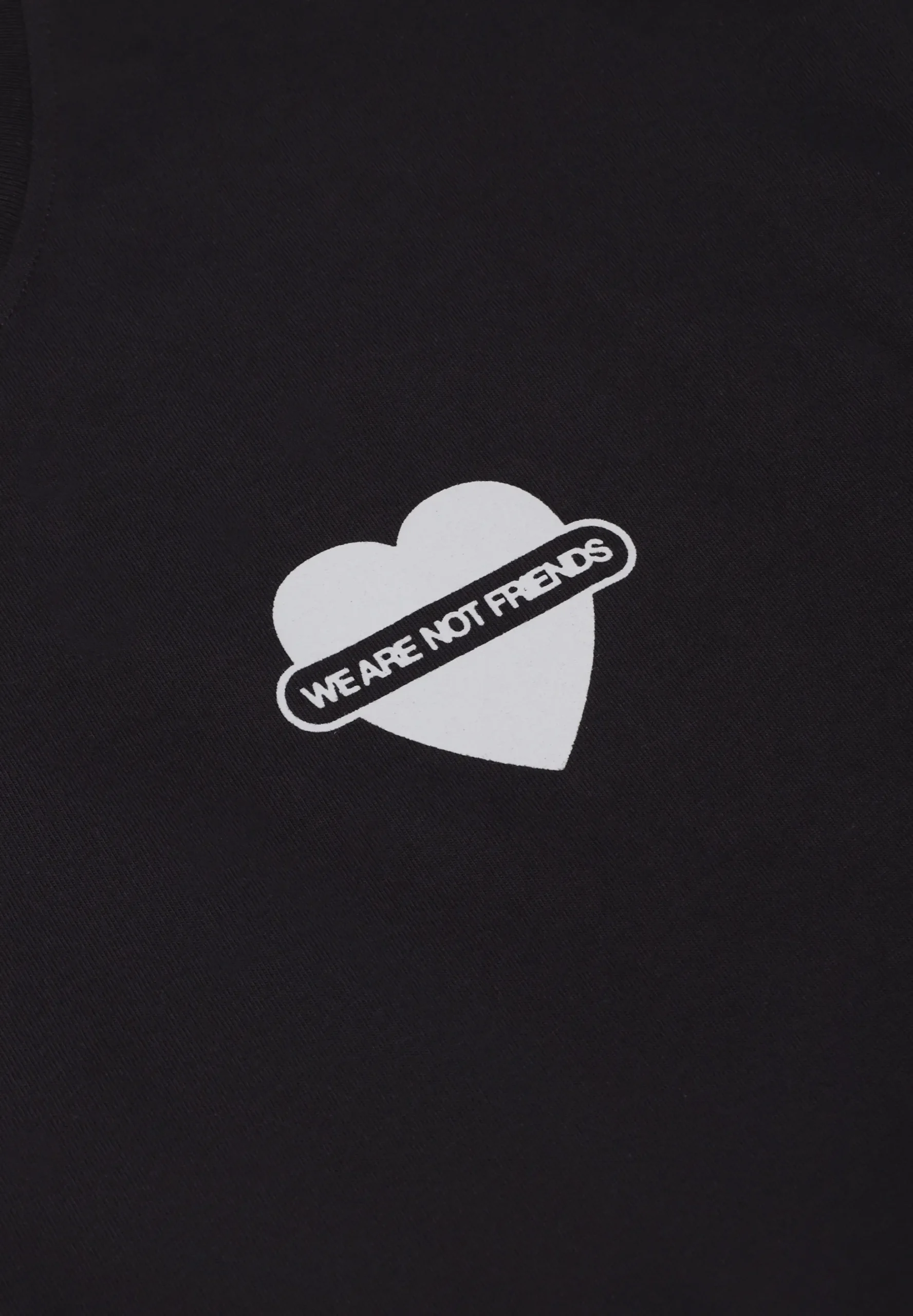 WE ARE NOT FRIENDS | CAMISETA UNION LOVE ANTRA