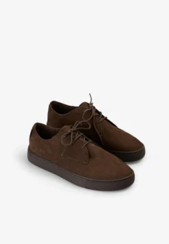 ZAPATILAS PIEL CORDONES