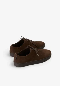 ZAPATILAS PIEL CORDONES