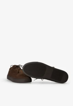 ZAPATILAS PIEL CORDONES