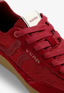 ZAPATILLA ANTE CON TALÓN METALIZADO