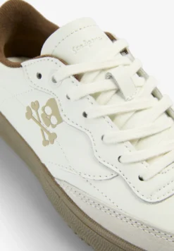 ZAPATILLAS CALAVERA A CONTRASTE