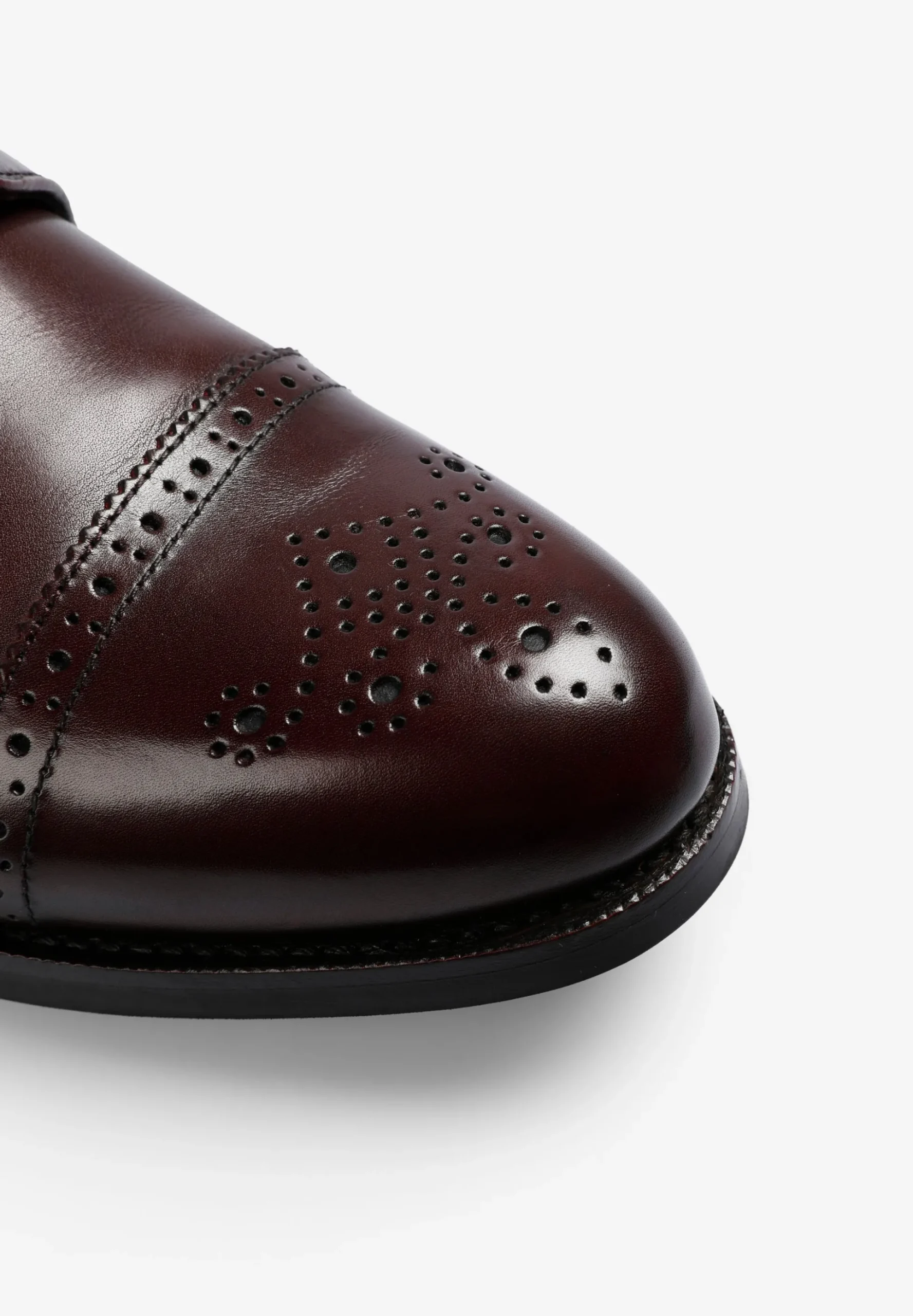 ZAPATOS DERBY BROGUE CUERO