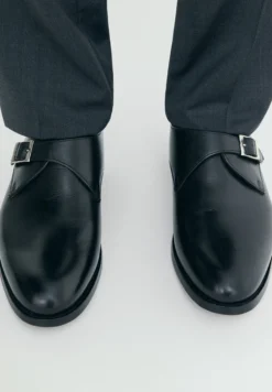 ZAPATOS MONK CUERO