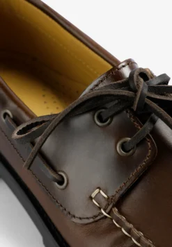 ZAPATOS NÁUTICOS SUELA DENTADA
