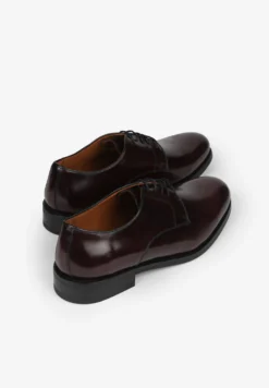 ZAPATOS PIEL CORDONES
